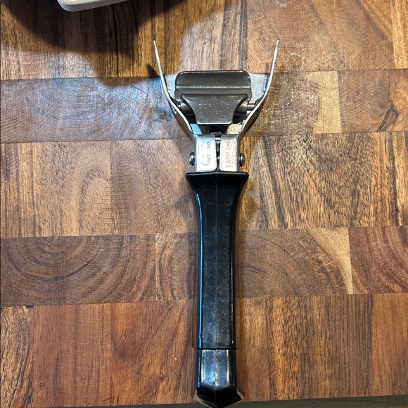 Corning ware handle vintage fits all corningware. - Picture 2 of 4